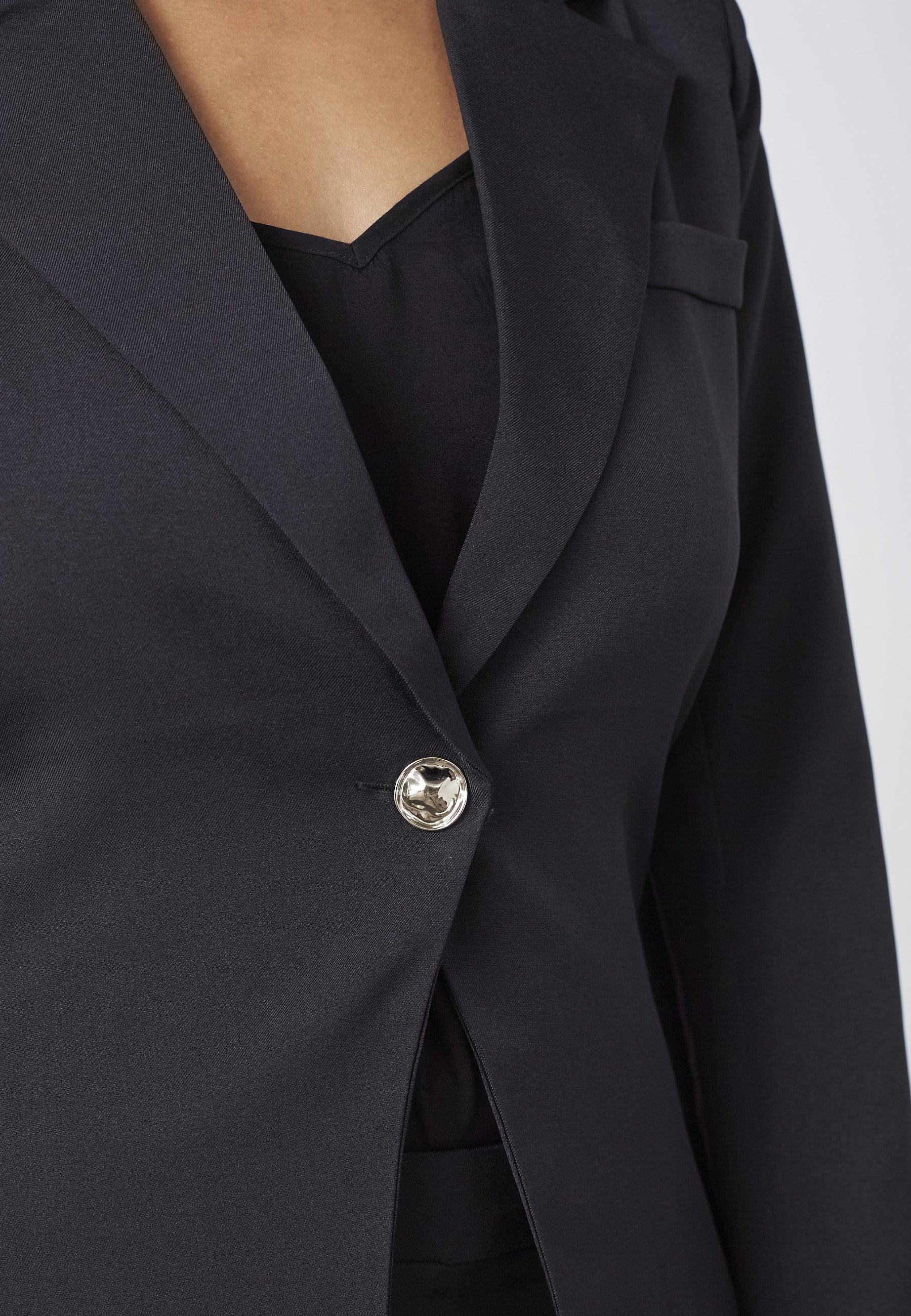 Sisters Point | Viksa Blazer Black