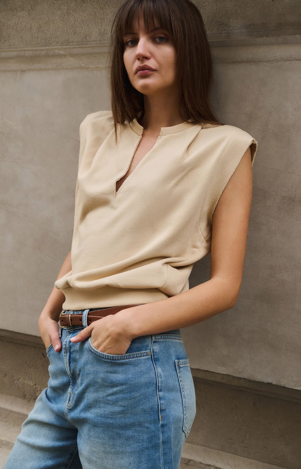 YAYA | Sleeveless V-Neck Sweater Relaxed Fit Semolina Brown