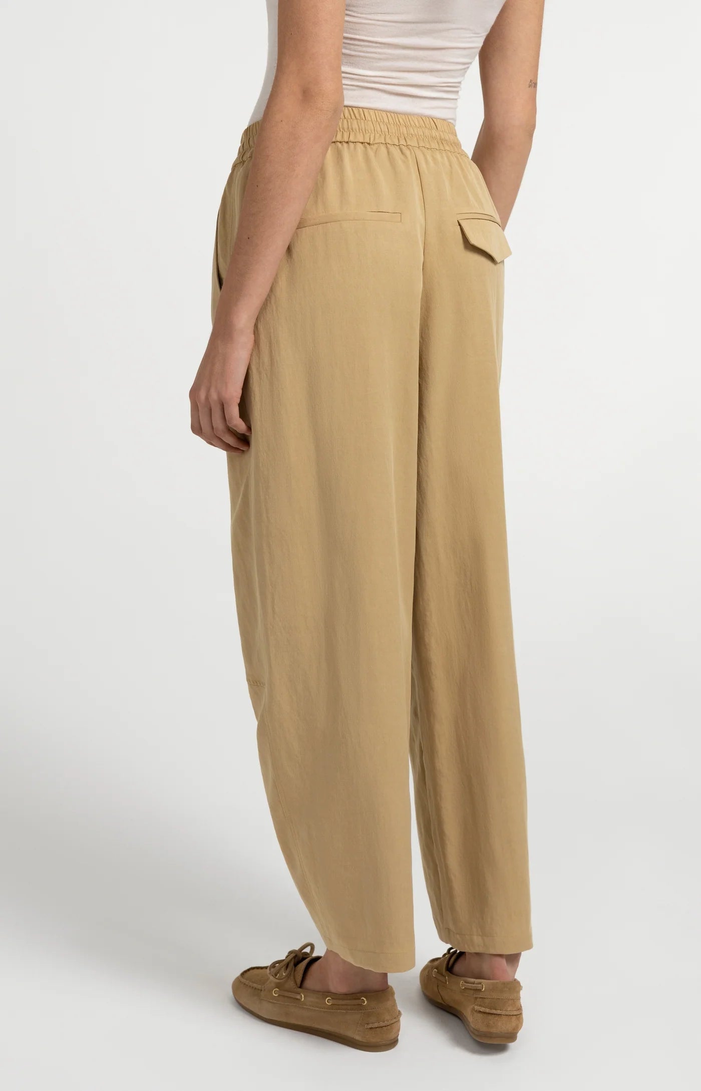 YAYA | Woven Barrel Leg Trousers Elastic Waist Safari Brown