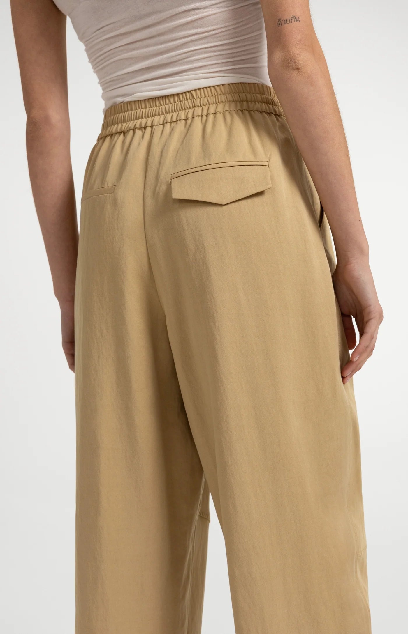 YAYA | Woven Barrel Leg Trousers Elastic Waist Safari Brown