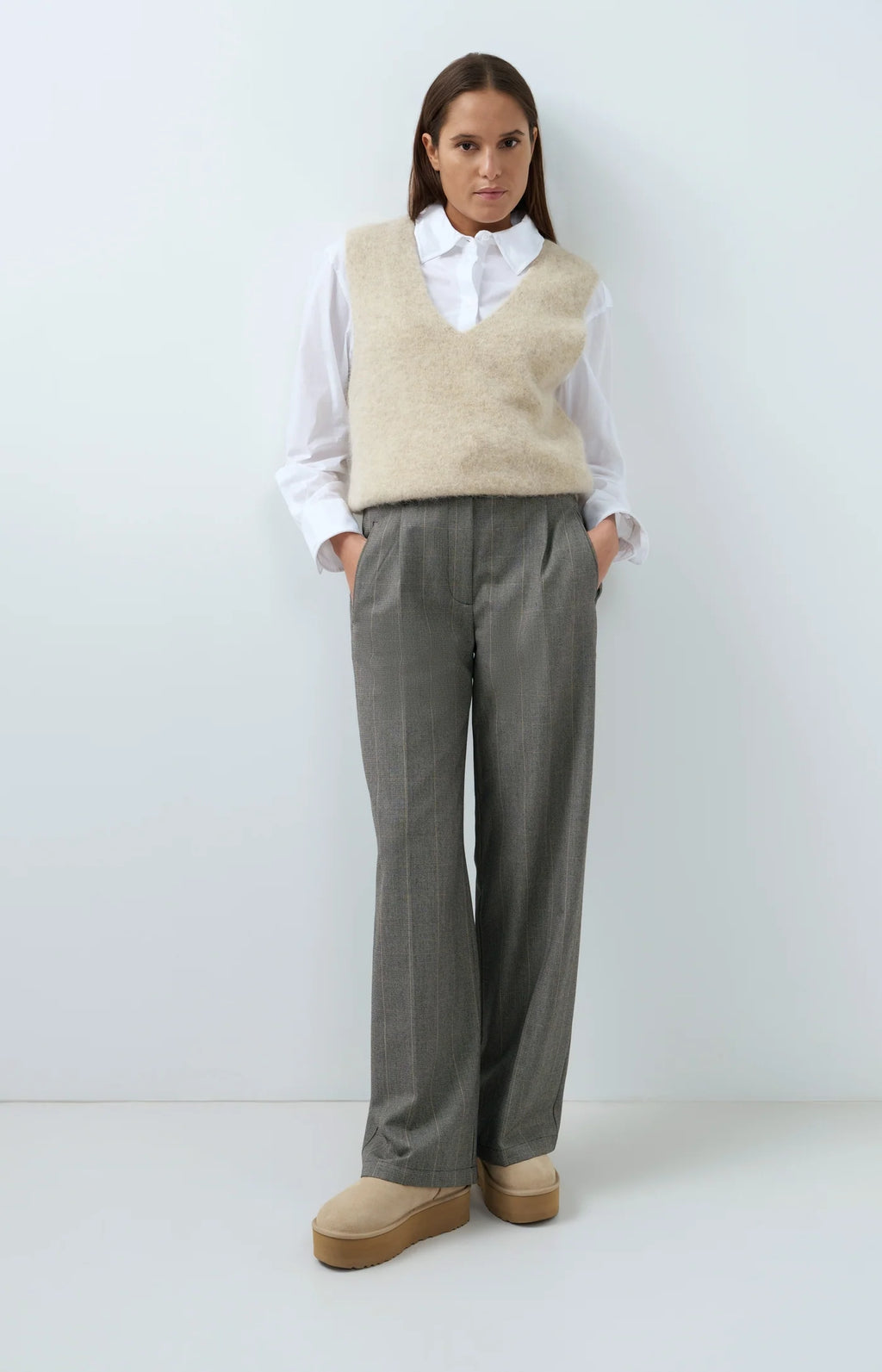 YAYA | Woven Wide Leg Check Trousers Hole Black Dessin