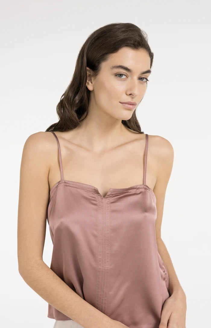 Yaya | Singlet met Smalle Bandjes en Subtiele V-inkeping Burlwood Pink