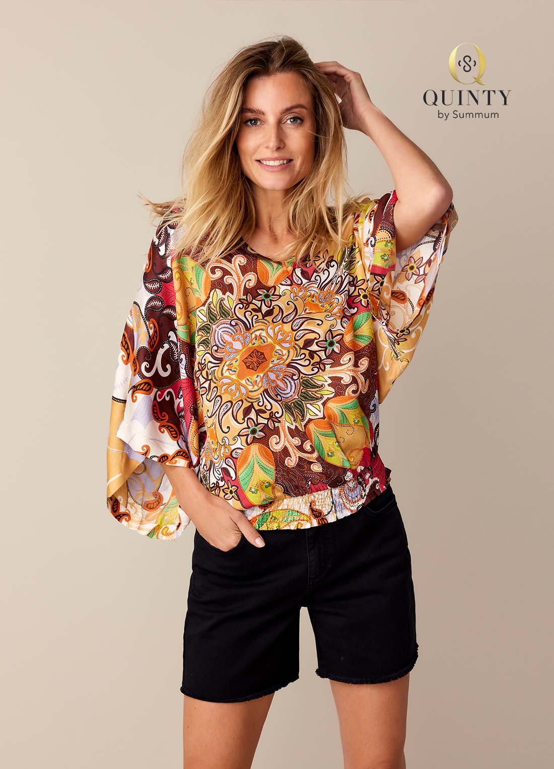 Summum: QUINTY: Top festival print on viscose satin