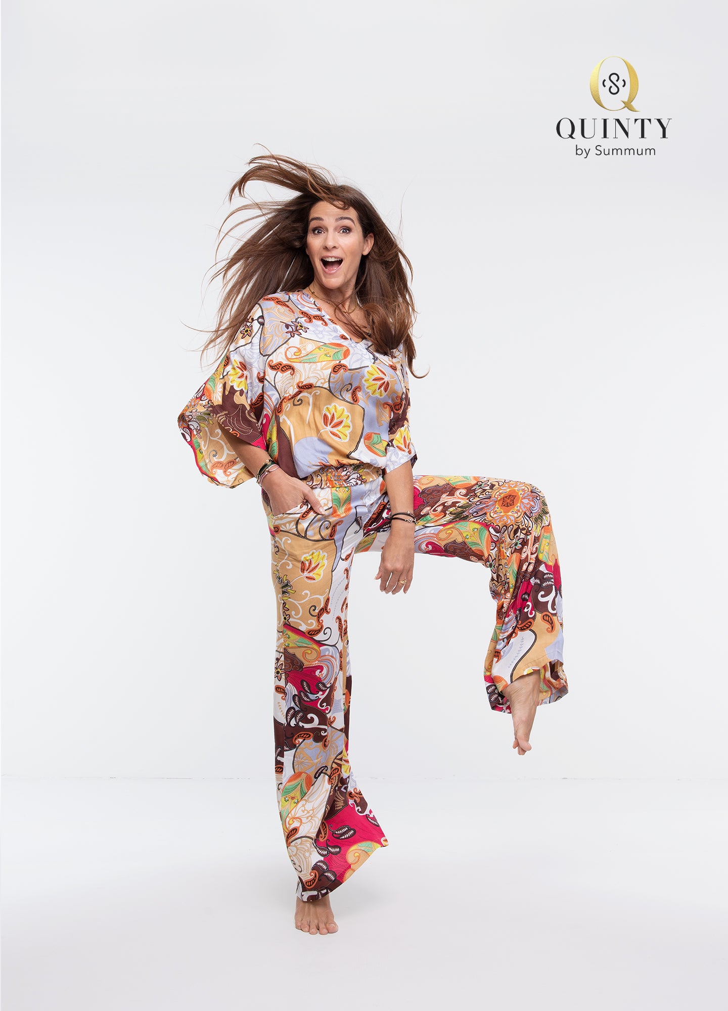 Summum: QUINTY: Top festival print on viscose satin