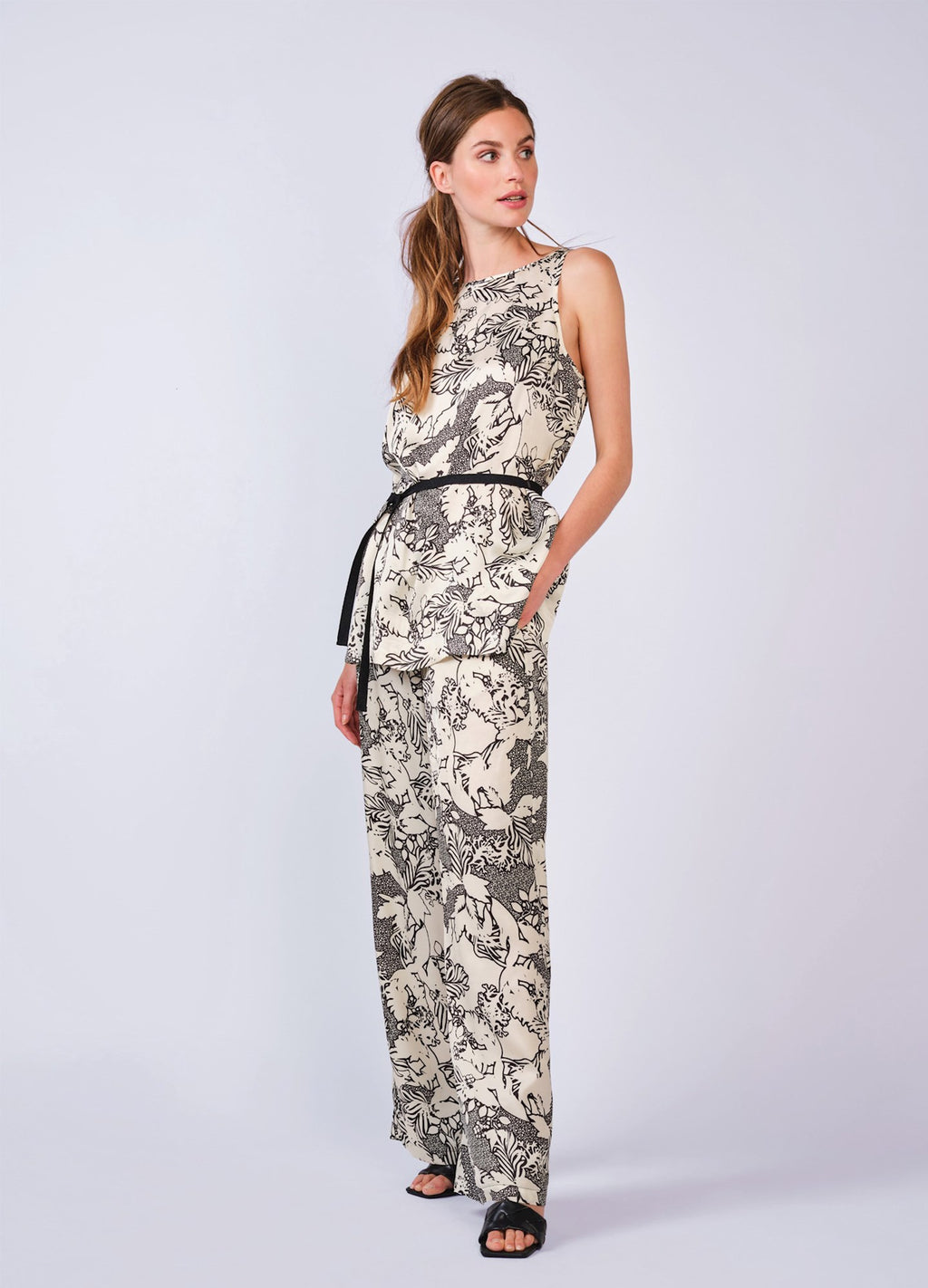 Summum Woman | Trousers leaves print viscose