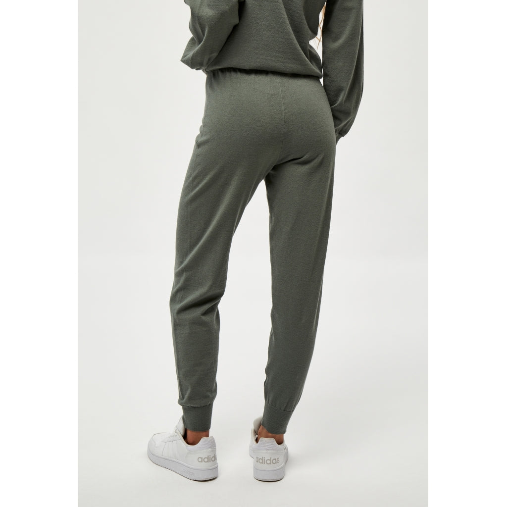 Peppercorn | Cindy Knit Pants Broek | Laurel Wreath Green