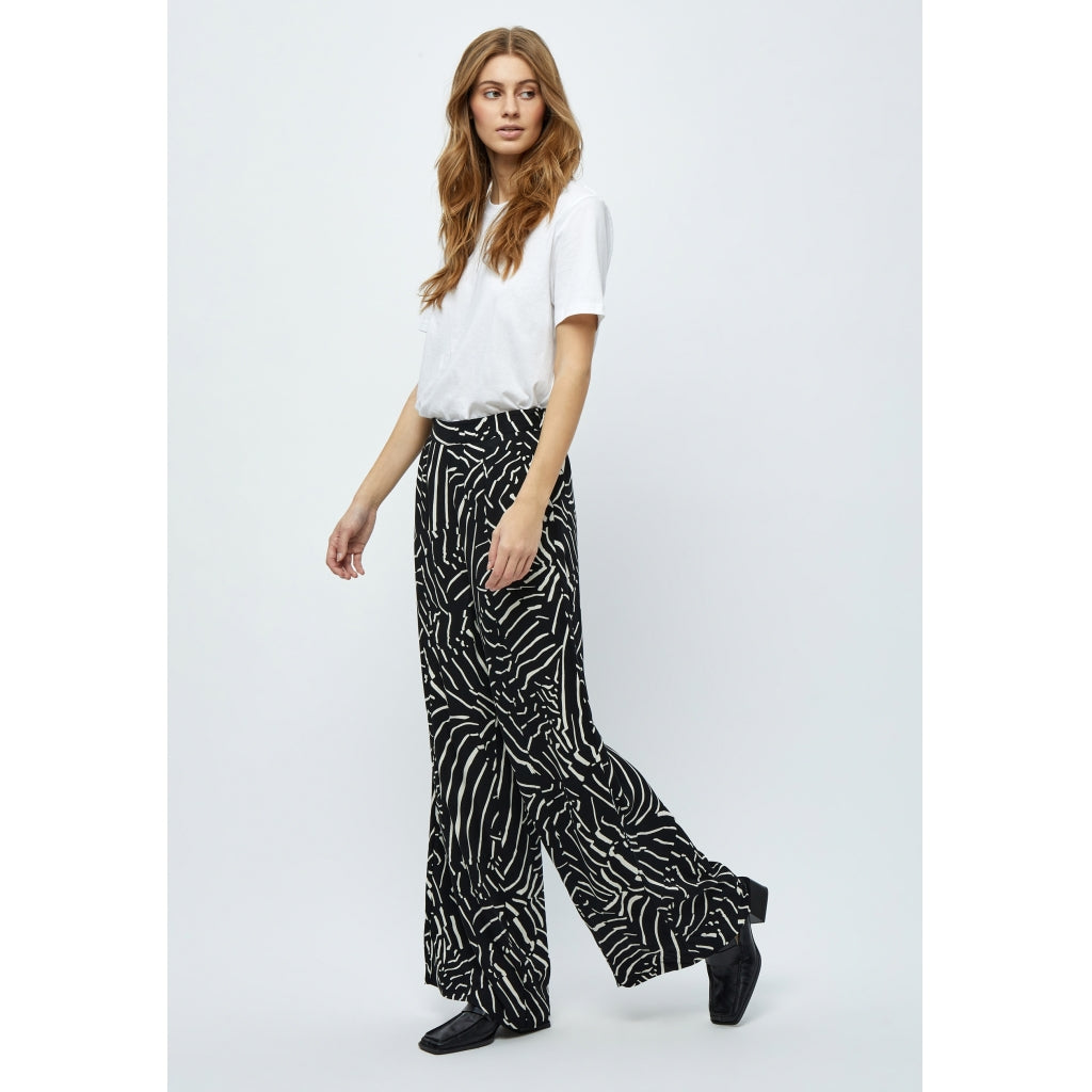 Minus | Kassandra pants 3 - Black Print - MI5210