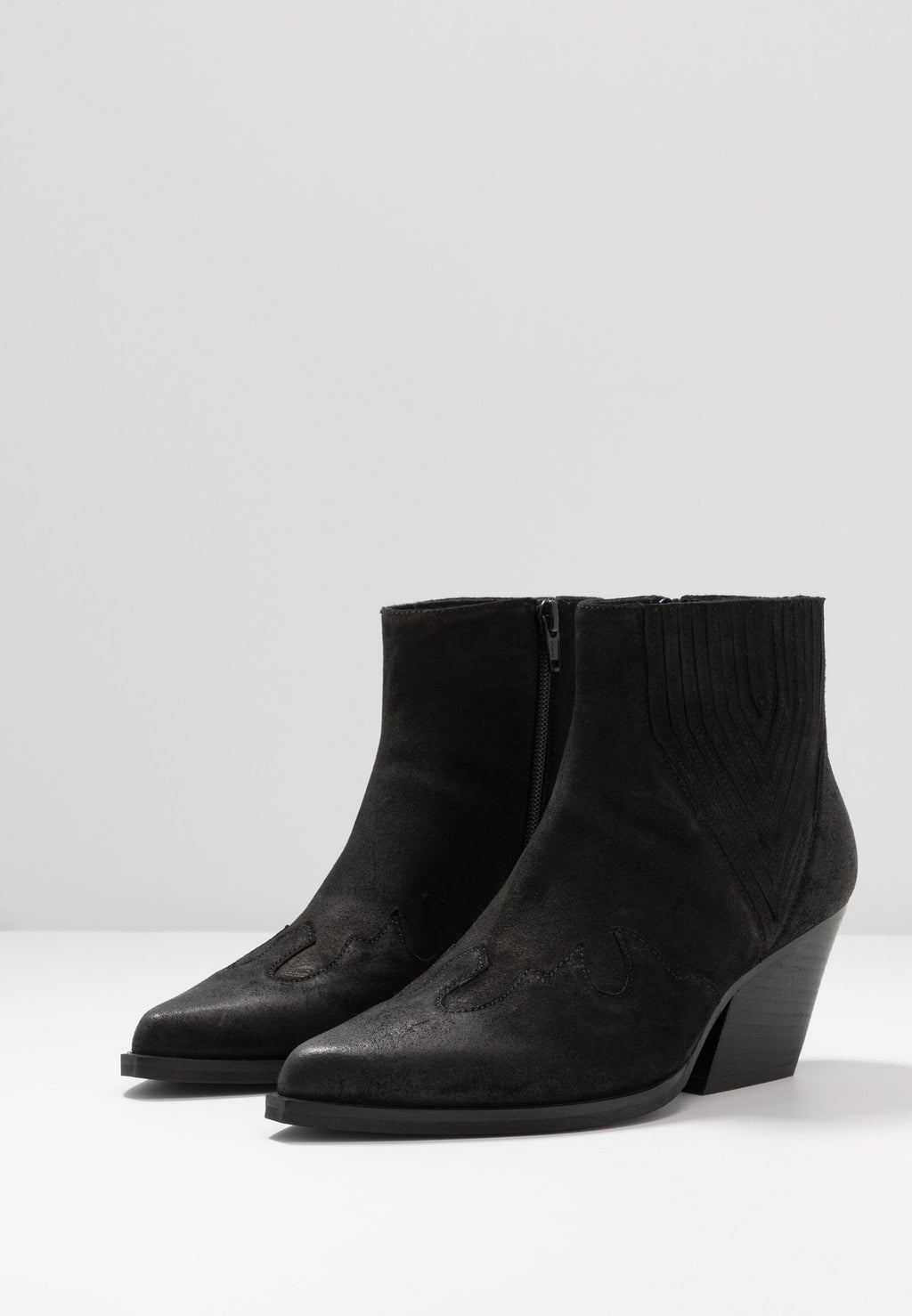 Steven New york | Sierpa Black Suede